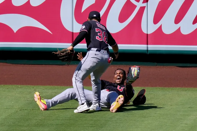 Kwan, Bazzana lift Cleveland past Angels